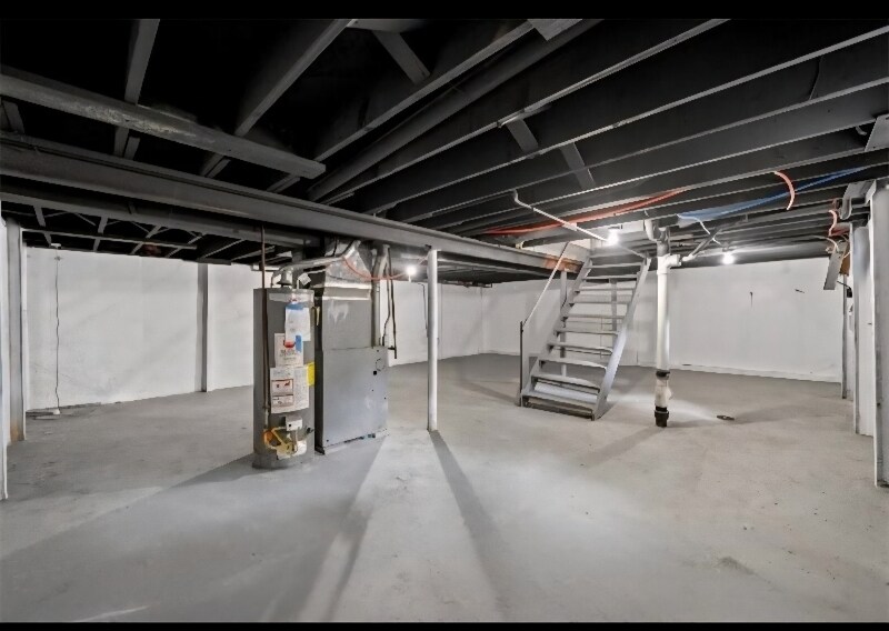 Building Photo - 5754 Indiana Ave