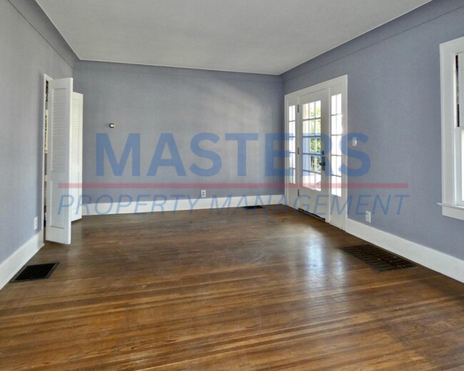 Building Photo - 524 E Hudson St