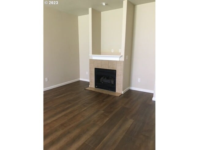 Building Photo - 1481 Gifford St SE