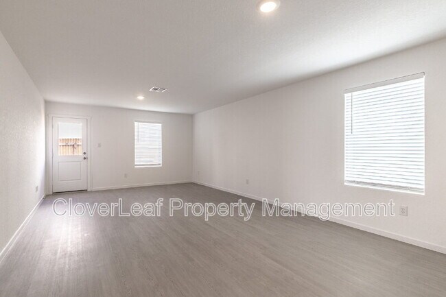 Building Photo - 5017 Cedar Sage