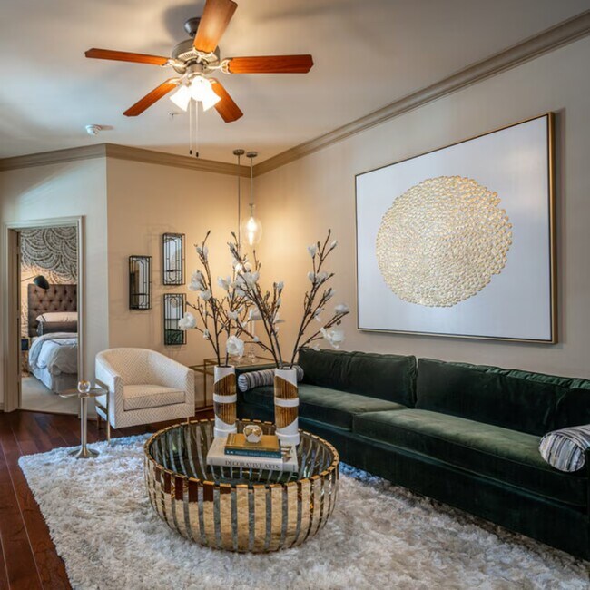 Building Photo - Spacious Living + Special Offers Available!
