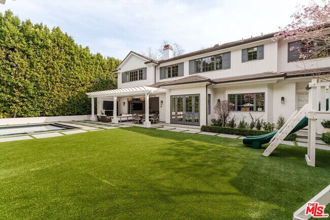 Building Photo - 957 Corsica Dr