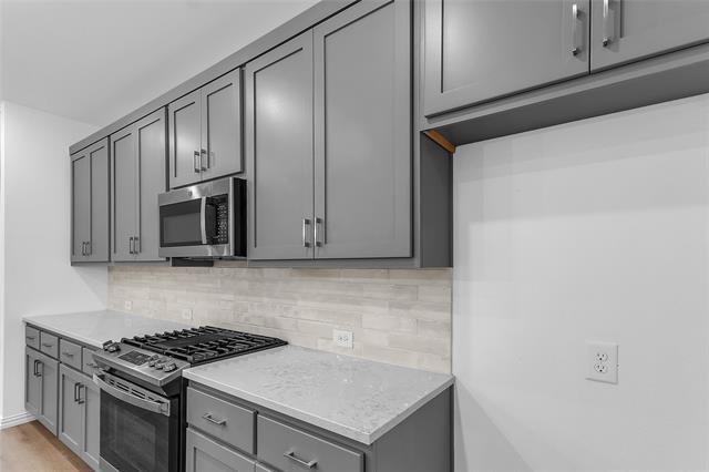 Building Photo - 2136 Sunnymede Dr