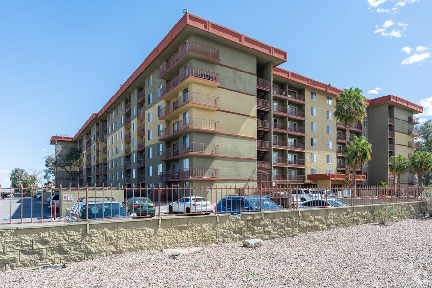 Park Terrace Apartments 3830 University Center Dr Las Vegas NV 89119