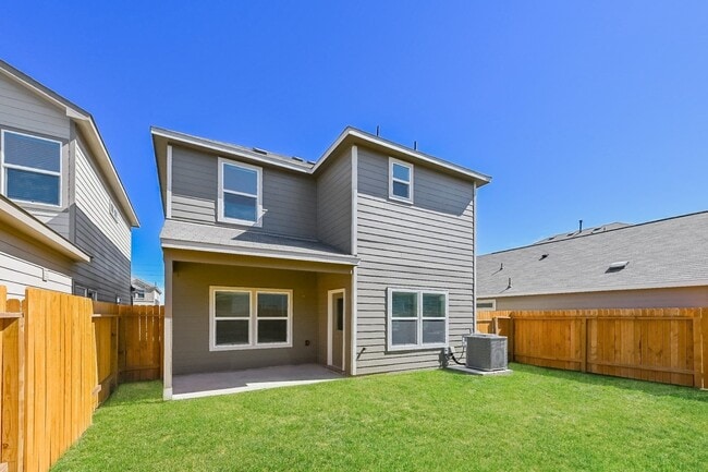 Building Photo - 7923 Cypress Country Dr