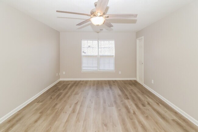 Building Photo - 8448 Angwin Pl