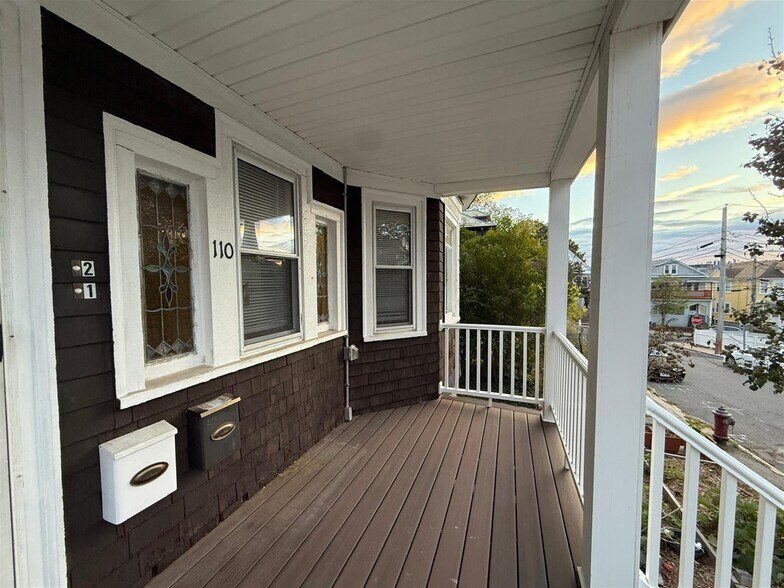 Building Photo - 110 W Quincy St