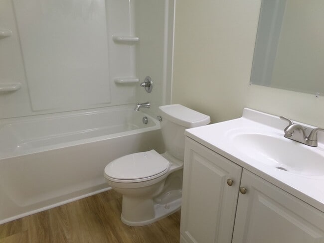 Building Photo - Peace Haven and US 421 Location