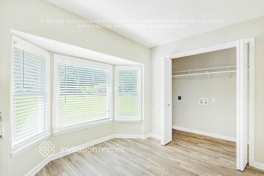 Building Photo - 65 Salem Meadow Dr