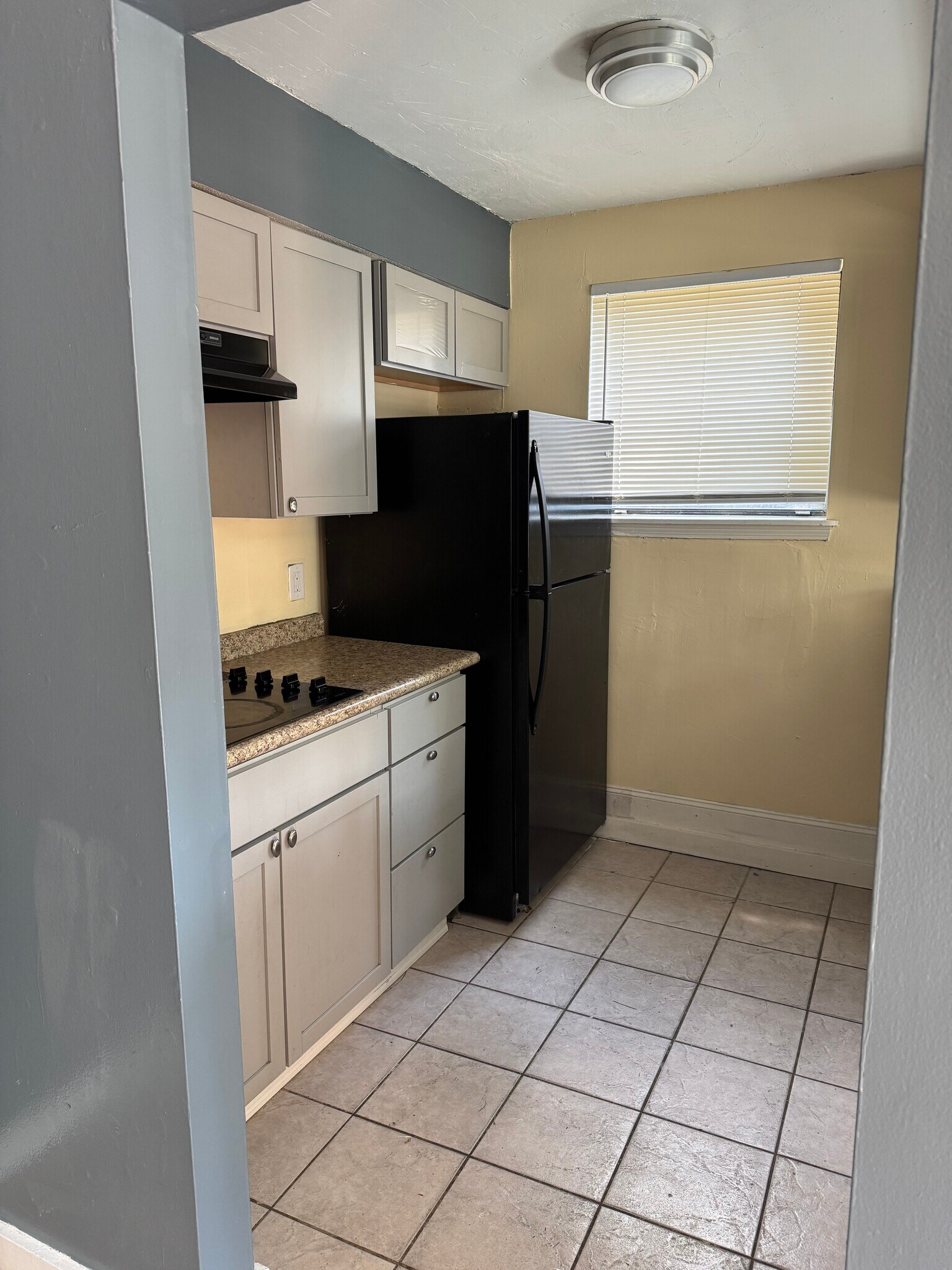 Building Photo - 1863 Nekoma Ct