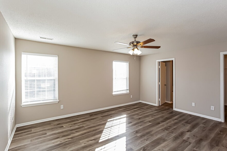 Building Photo - 6539 Townsend Way