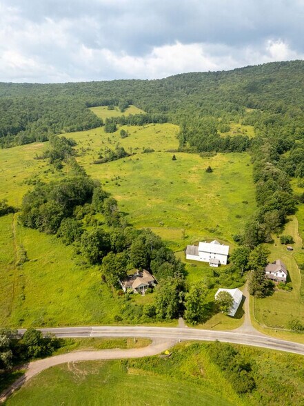 Building Photo - 4831 County Hwy 6