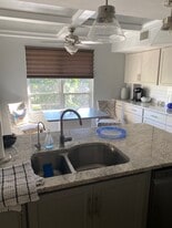 Building Photo - 13618 Greenfield Dr