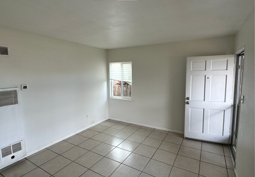 Building Photo - 3171 Luna Ave