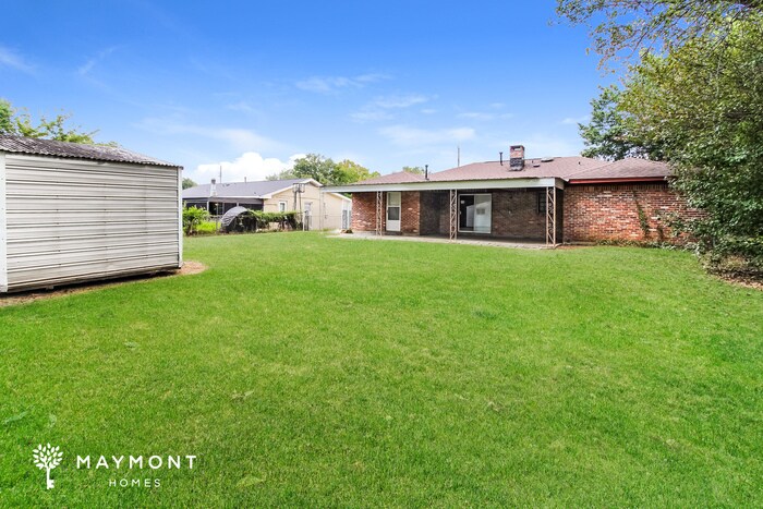 Building Photo - 1166 Bassett Dr