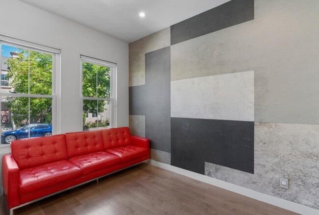 Building Photo - 103 Pacchetti Way