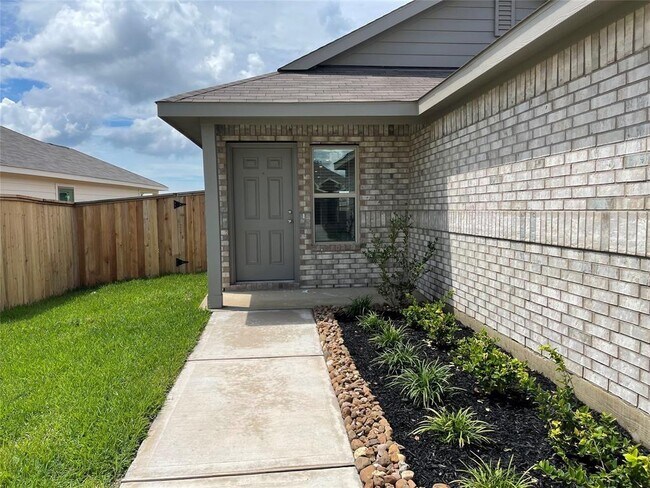 Building Photo - 440 Jewett Meadow Dr