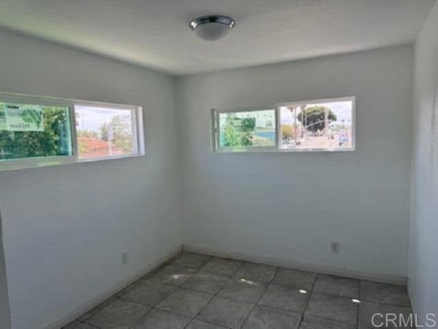 Building Photo - 3670 Ocean View Blvd