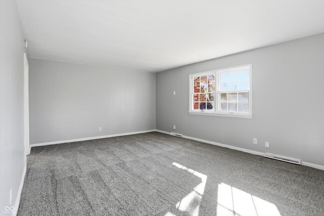 Building Photo - 3329 Melbourne Cir