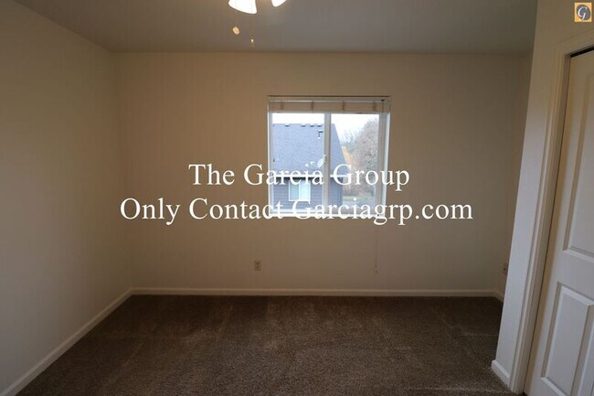 Building Photo - 1129 Lilac St