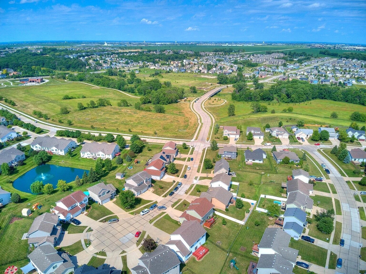 Building Photo - 15222 Aurora Cir