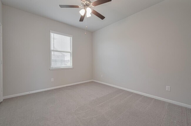Building Photo - 101 Eliana Shores Dr
