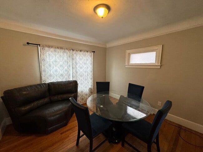 Building Photo - 14088 Roselawn St