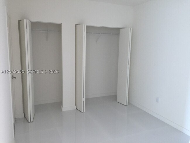 Building Photo - 1100 S Miami Ave