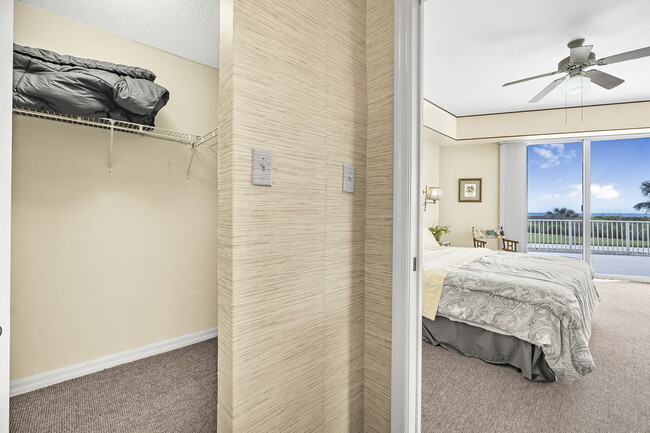 Building Photo - 104 Surfview Dr