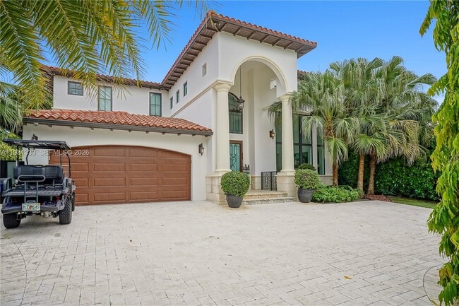 Building Photo - 3747 Prairie Ave