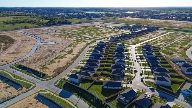 Building Photo - 26703 Willow Ln