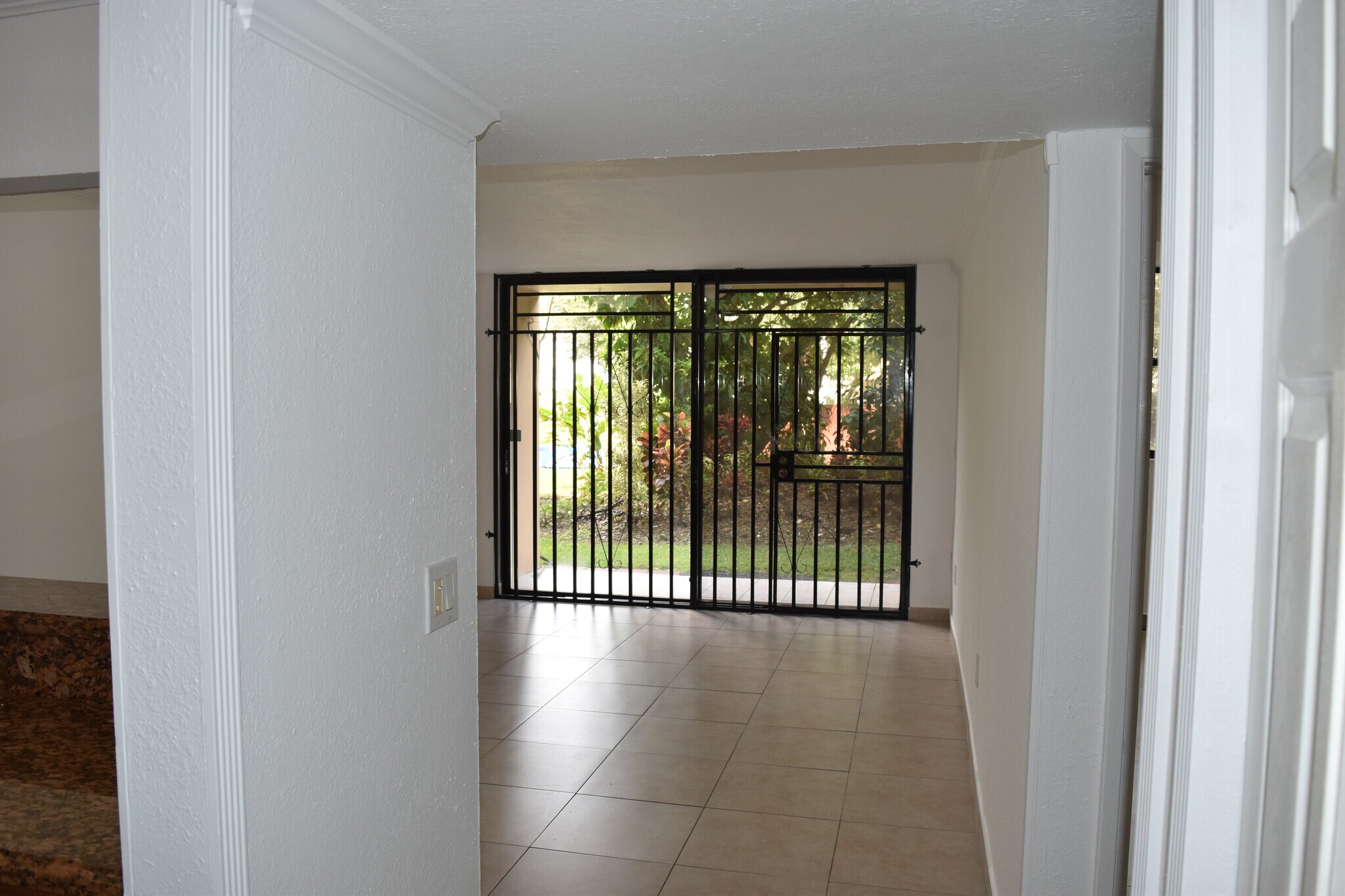 Building Photo - 8002 SW 149th Ave