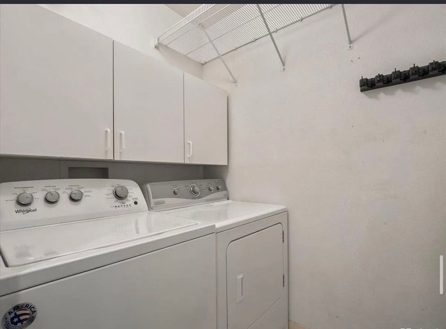 Building Photo - 4276 S Eldridge St
