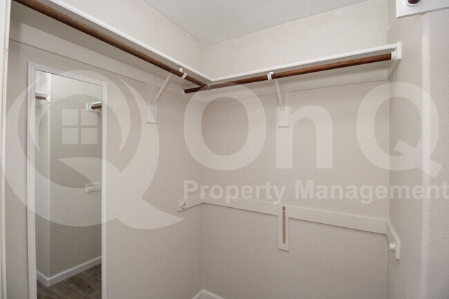 Building Photo - 6900 E Princess Dr