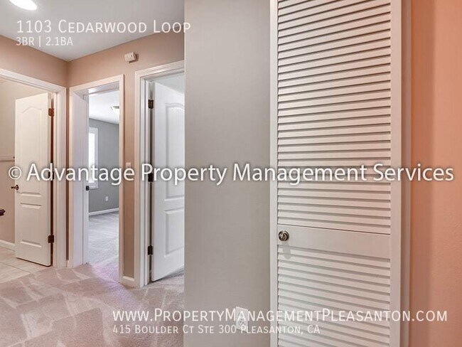 Building Photo - 1103 Cedarwood Loop