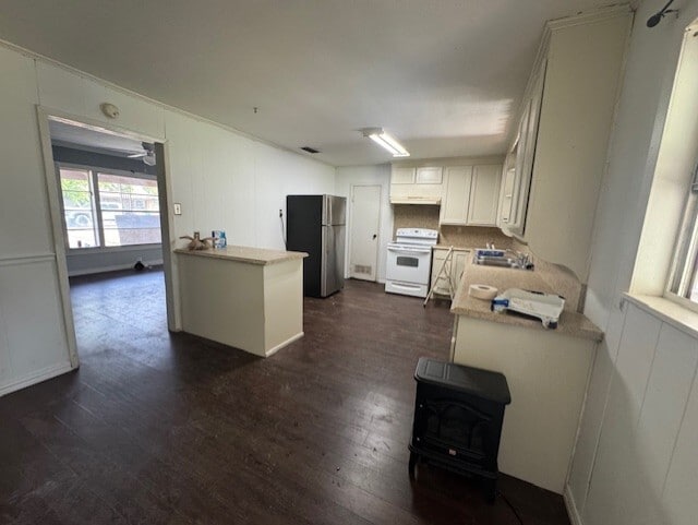 Building Photo - 1321 W Frey