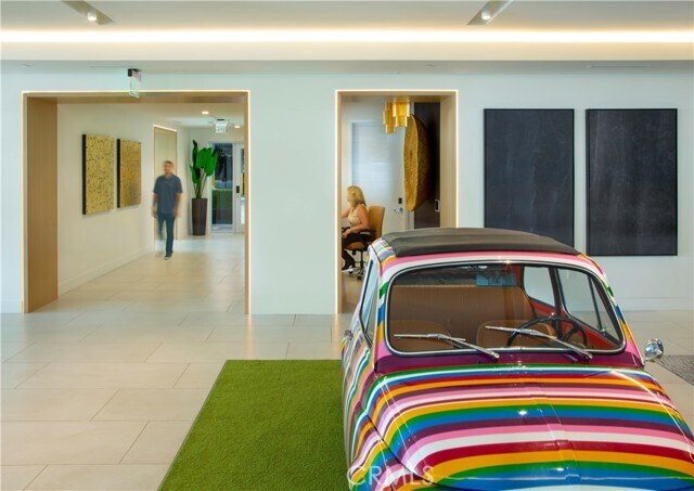 Building Photo - 6235 Topanga Canyon Blvd