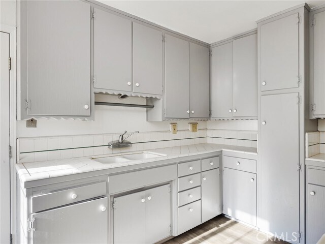 Building Photo - 5302 W Ave L-2