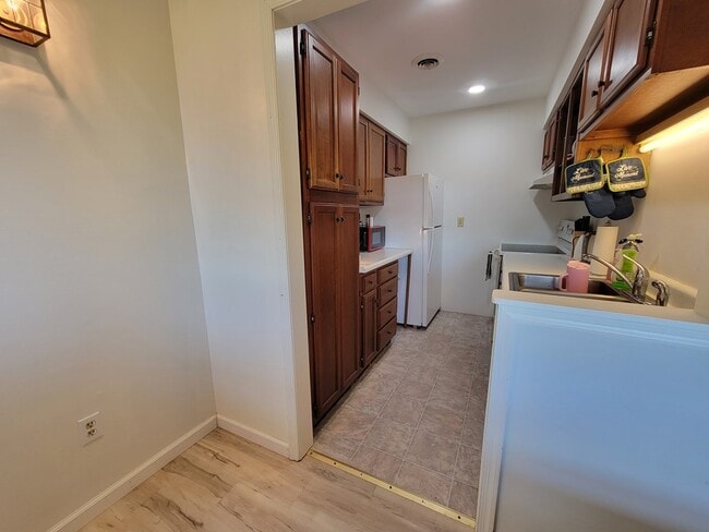Building Photo - 23186 Prince Henry Ln