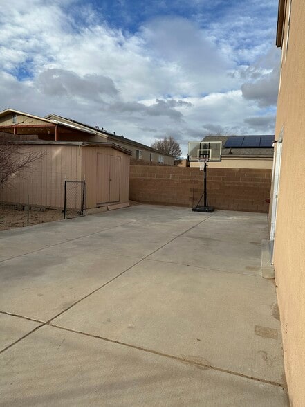 Building Photo - 3123 Lost Desert Dr SW