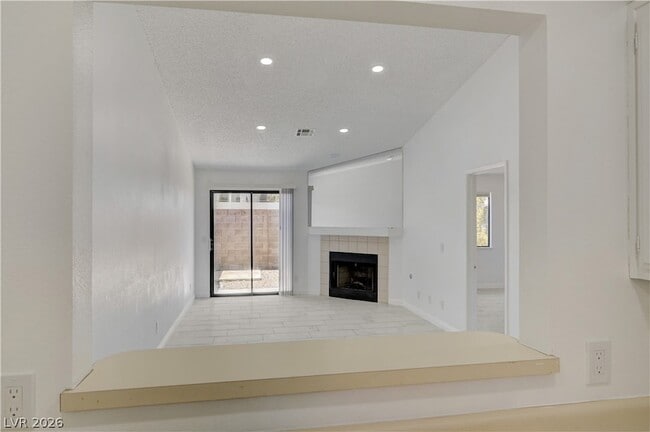 Building Photo - 313 Crosswind Way