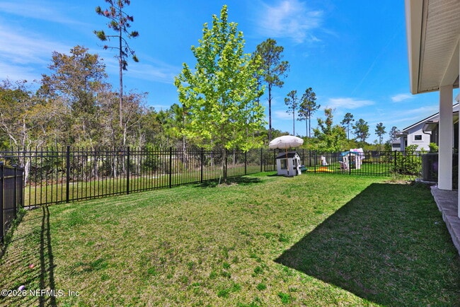 Building Photo - 202 Sutton Dr