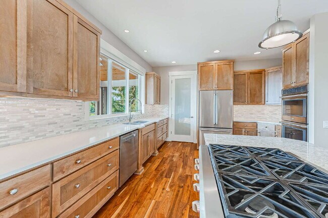 Building Photo - Captivating Rental Home perched above the ...