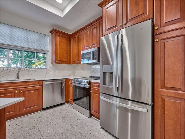 Building Photo - 475 Ocean Ridge Wy