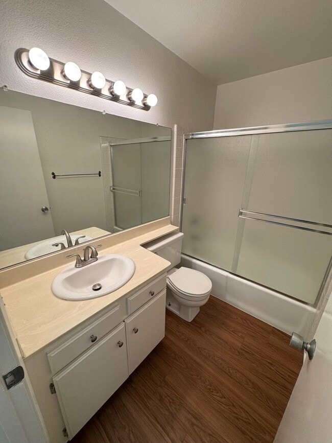 Building Photo - Sycamore Creek Community in Central Camarillo!