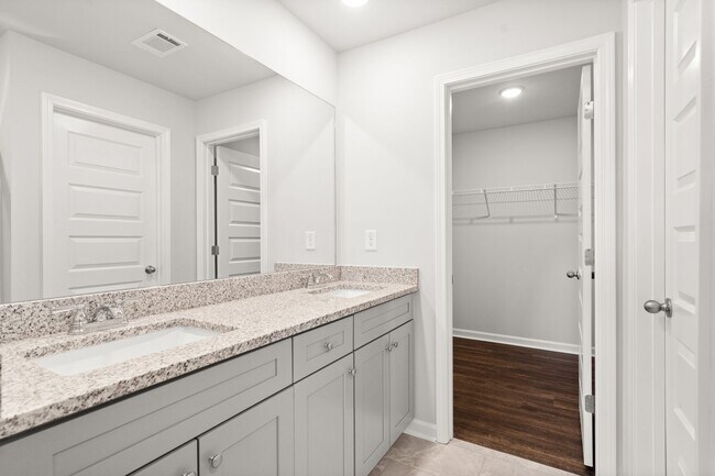 Building Photo - 2331 Birch Mountain Run