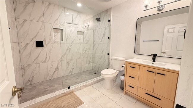 Building Photo - 1819 S Beverly Way