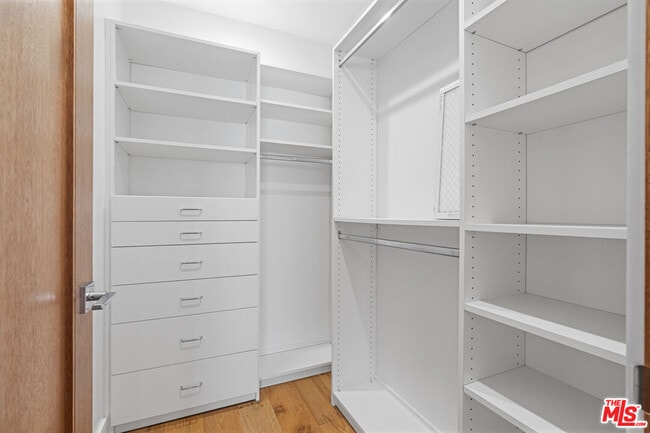 Building Photo - 4080 Van Buren Pl