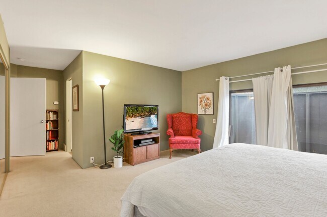 Chill in the master with private porch - 162 Denison Dr