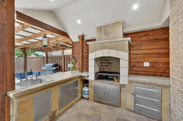 Building Photo - 3325 High Plateau Dr